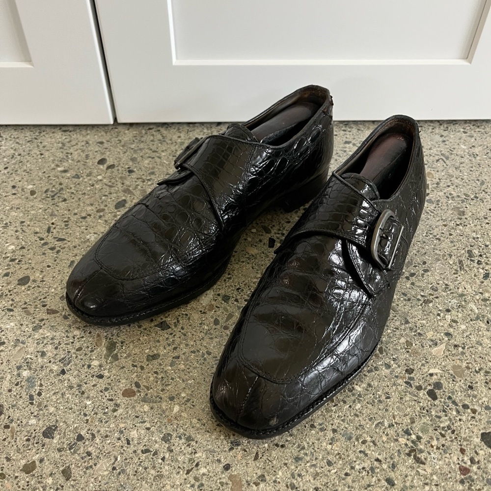 Vintage LYONS & VOLPI Black Crocodile Loafers (8-9)